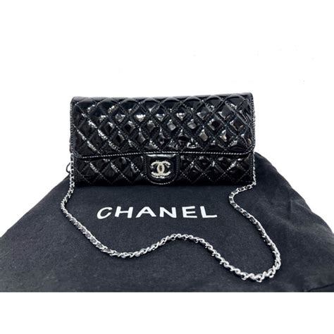 chanel frigned pochette